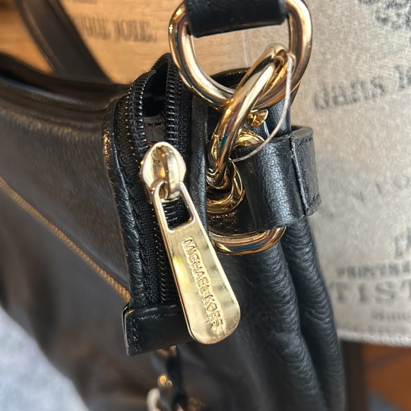 Black Leather Michael Kors Shoulder Hobo Bag - Picture 4 of 7